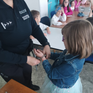 Návštěva dětí na stanici Policie ČR