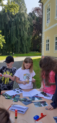 Fotogalerie Třeťáci v zámeckém parku, foto č. 2