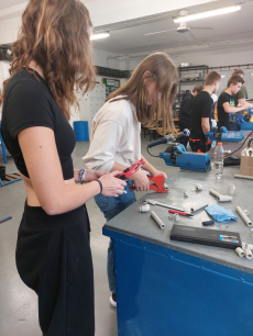 Fotogalerie Tradice našich předků – workshop na SŠTaZ  , foto č. 3