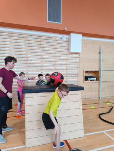 Fotogalerie Fitness odpoledne ve školní družině, foto č. 35