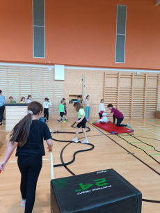 Fotogalerie Fitness odpoledne ve školní družině, foto č. 22