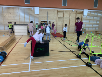 Fotogalerie Fitness odpoledne ve školní družině, foto č. 14