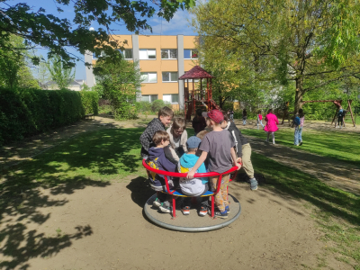 Fotogalerie Nocování 3. B z Jubky, foto č. 1