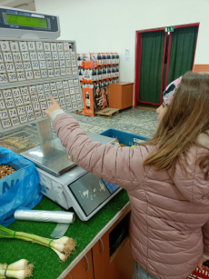 Fotogalerie Finanční gramotnost s panem Bankéřem ve školní družině, foto č. 16
