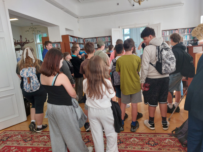 Fotogalerie Návštěva 6. třídy v knihovně a T klubu v Novém Jičíně, foto č. 14