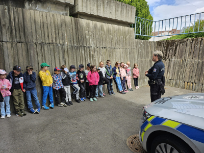 Fotogalerie Návštěva dětí na stanici Policie ČR, foto č. 12
