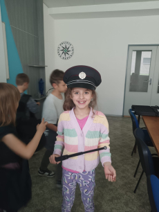 Fotogalerie Návštěva dětí na stanici Policie ČR, foto č. 8