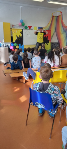 Fotogalerie Ilustrátor Adolf Dudek ve školní družině, foto č. 52