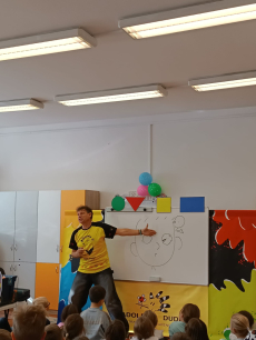 Fotogalerie Ilustrátor Adolf Dudek ve školní družině, foto č. 46