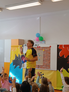 Fotogalerie Ilustrátor Adolf Dudek ve školní družině, foto č. 34