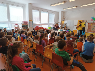 Fotogalerie Ilustrátor Adolf Dudek ve školní družině, foto č. 29