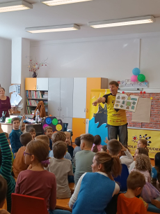 Fotogalerie Ilustrátor Adolf Dudek ve školní družině, foto č. 25