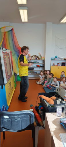 Fotogalerie Ilustrátor Adolf Dudek ve školní družině, foto č. 19