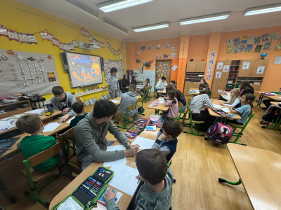 Fotogalerie Deváťáci čtou prvňáčkům, foto č. 68