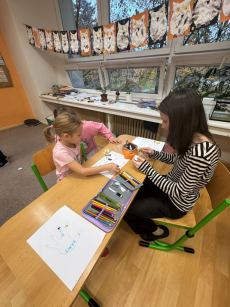 Fotogalerie Deváťáci čtou prvňáčkům, foto č. 52