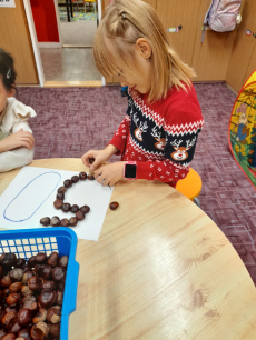 Fotogalerie Vítání podzimu ve školní družině, foto č. 8