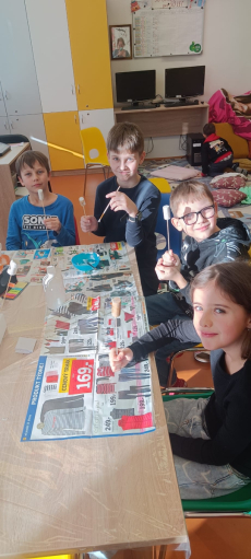 Fotogalerie RETRO DÍLNA VE ŠKOLNÍ DRUŽINĚ, foto č. 33