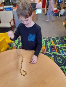 Fotogalerie RETRO DÍLNA VE ŠKOLNÍ DRUŽINĚ, foto č. 22