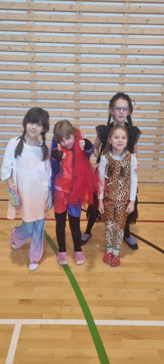 Fotogalerie Maškarní karneval s Hopsalínem, foto č. 6