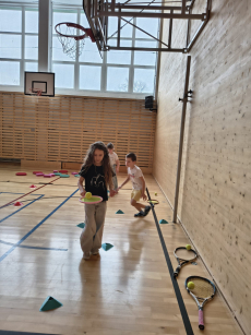 Fotogalerie Fitness odpoledne ve školní družině: Zábava a pohyb pro děti, foto č. 53