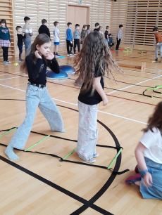 Fotogalerie Fitness odpoledne ve školní družině: Zábava a pohyb pro děti, foto č. 50