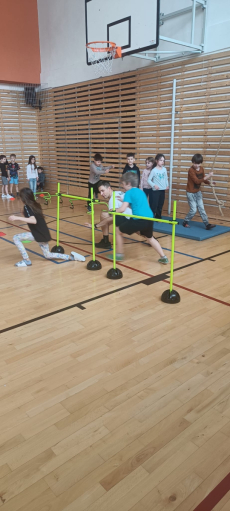 Fotogalerie Fitness odpoledne ve školní družině: Zábava a pohyb pro děti, foto č. 30