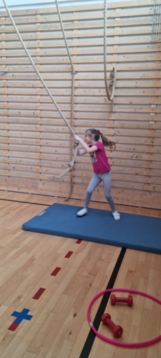 Fotogalerie Fitness odpoledne ve školní družině: Zábava a pohyb pro děti, foto č. 12