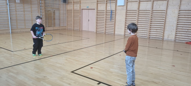 Fotogalerie Fitness odpoledne ve školní družině: Zábava a pohyb pro děti, foto č. 3