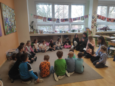 Fotogalerie Starší žáci si vyzkoušeli roli učitelů, foto č. 15