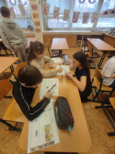 Fotogalerie Starší žáci si vyzkoušeli roli učitelů, foto č. 10