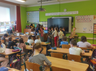 Fotogalerie Starší žáci si vyzkoušeli roli učitelů, foto č. 3