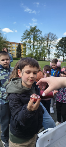 Fotogalerie Čarodějnická bojovka v ŠD, foto č. 21
