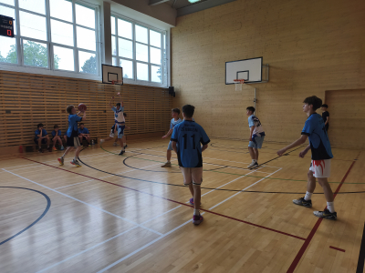 Fotogalerie Okrskové kolo v basketbalu starších chlapců, foto č. 12