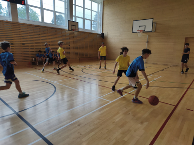 Fotogalerie Okrskové kolo v basketbalu starších chlapců, foto č. 13
